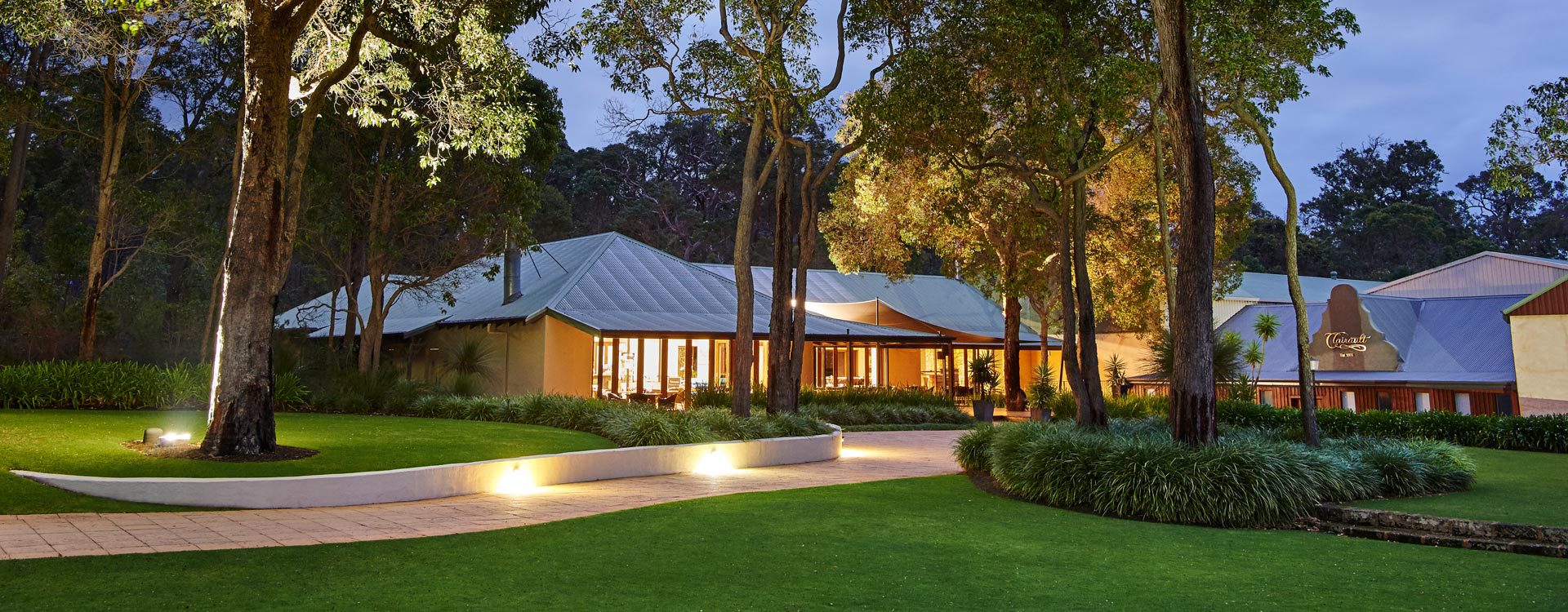 Clairault-Streicker-Vineyard-Winery_02